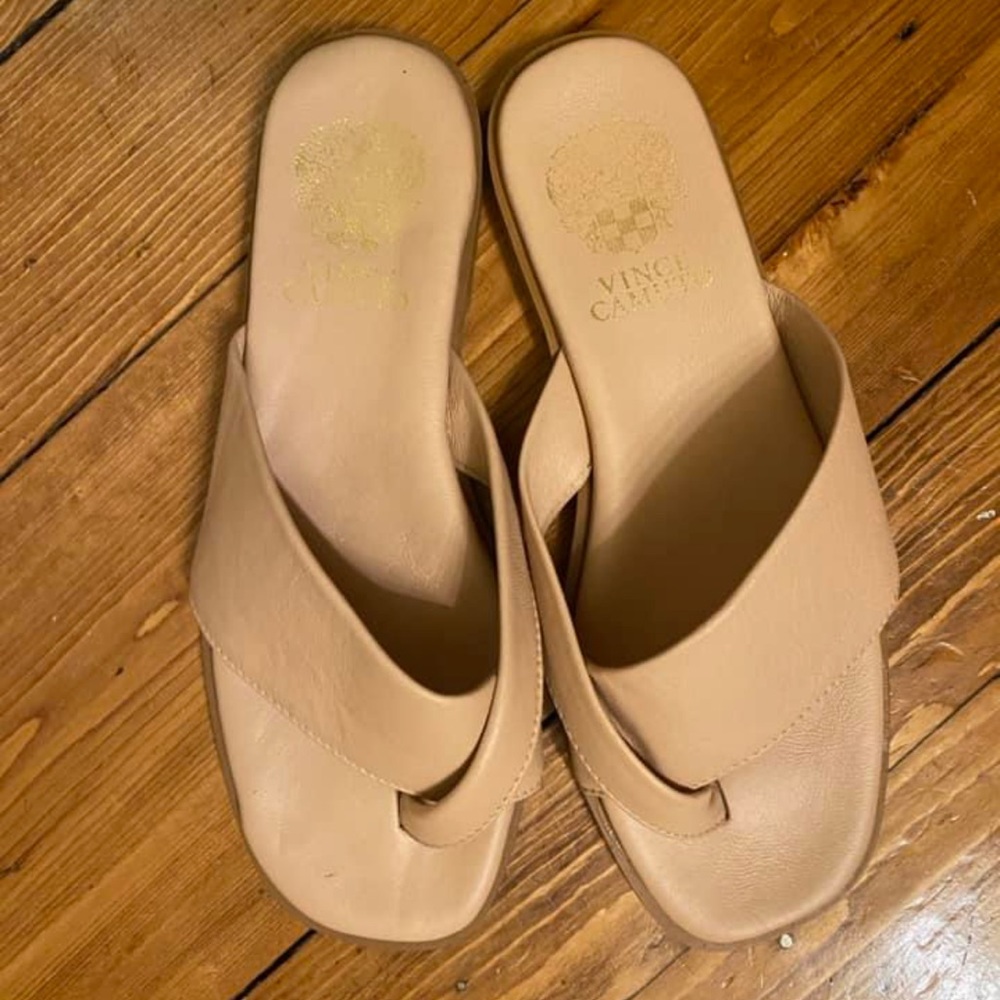 Vince Camilo sandal
